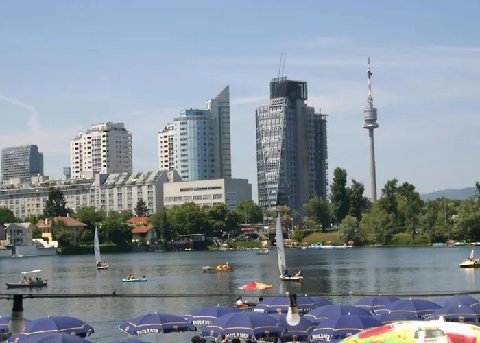 Garden Donau-city P&r * Viyana